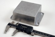 Aluminium Gehuse, Deckel mit Montagewinkeln 92x92x38 mm,...