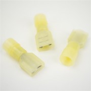 Cable lug Female 6,3x0,8 Isolated, reinforced yellow