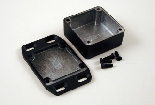 Aluminium Gehuse, Deckel mit Montagewinkeln 50x50x21 mm, schwarz