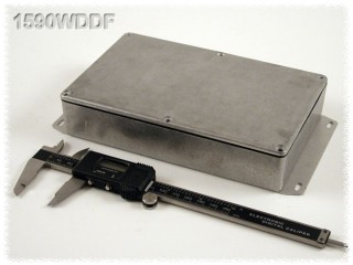 Aluminium Gehuse, wasserdicht, Boden mit Montagewinkeln 119x187x33 mm,...