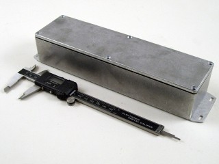 Aluminium Gehuse, wasserdicht, Boden mit Montagewinkeln 71x254x51 mm,...