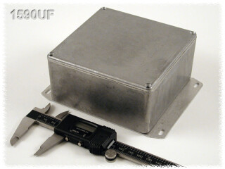 Aluminium Gehäuse, Boden mit Montagewinkeln 119x119x55 mm, natur