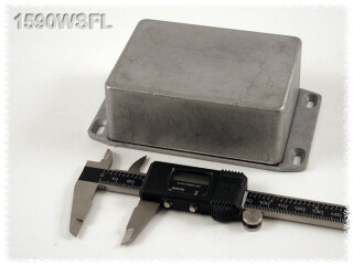 Aluminium Gehäuse, wasserdicht, Deckel mit Montagewinkeln 82x110x40 mm, natur