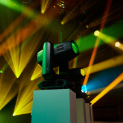 Cameo AZOR® SP2 Kompakter Spot Profile Moving Head